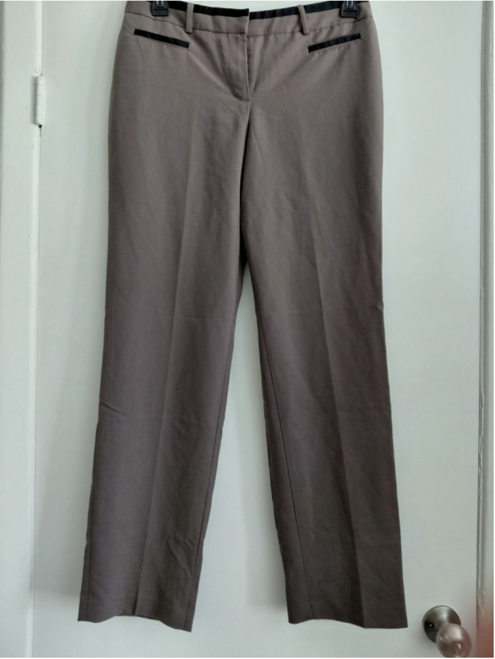 Women's Larry Levine Size 10 Khaki Tan Dress Pants